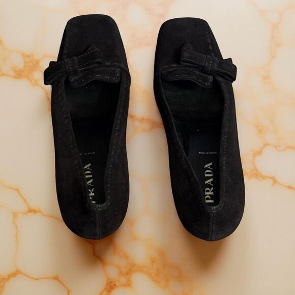 Vintage Prada Black Suede Kitten Heel Bow Detail Slip On Loafer Size 37 US 7 - Picture 13 of 13